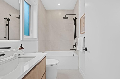 1-3880 23Rd Avenue W, Vancouver, BC 