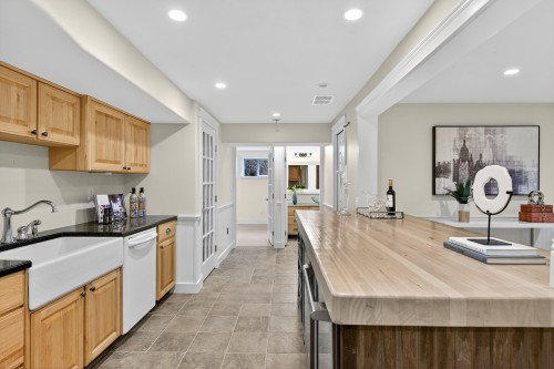 707 Newport Street, Coquitlam, BC 