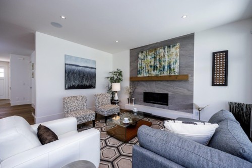 1028 Calverhall Street, North Vancouver, BC 