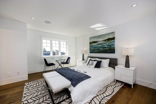 1028 Calverhall Street, North Vancouver, BC 