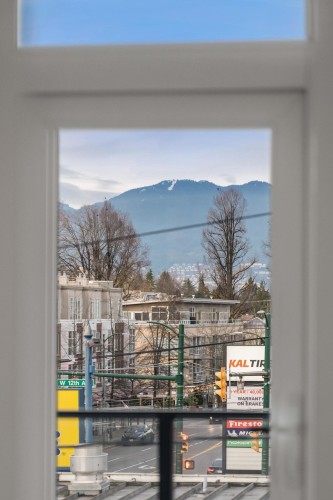 302-2888 Arbutus Street, Vancouver, BC 