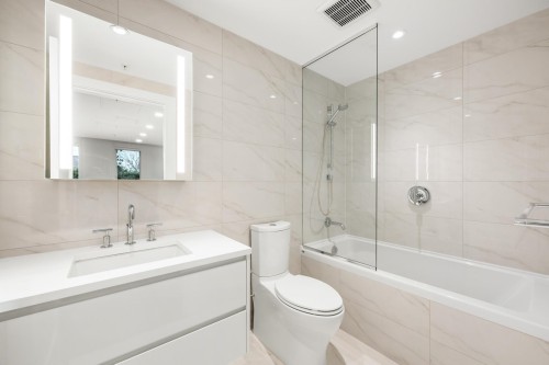 302-2888 Arbutus Street, Vancouver, BC 