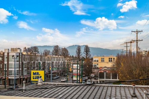 302-2888 Arbutus Street, Vancouver, BC 