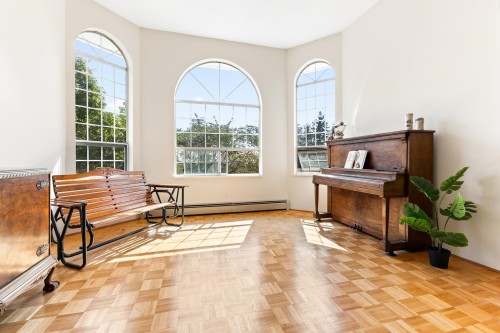 5843 Carson Street, Burnaby, BC 