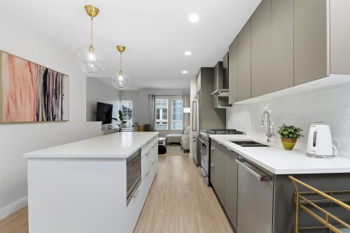 2126 St Johns Street Street, Port Moody, BC 