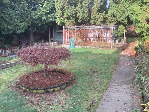 488 4Th Street E, North Vancouver, BC 