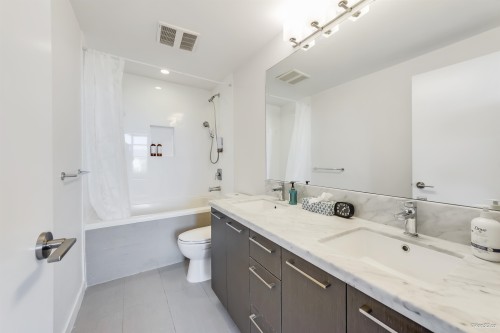 3007-3080 Lincoln Avenue, Coquitlam, BC 