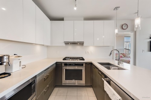 3007-3080 Lincoln Avenue, Coquitlam, BC 