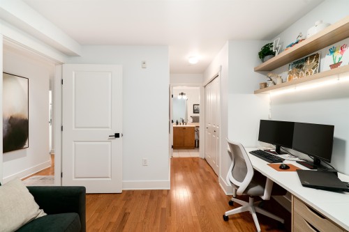 2460 Sasamat Street, Vancouver, BC 