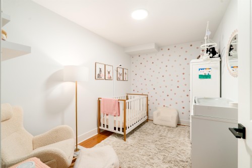 2460 Sasamat Street, Vancouver, BC 