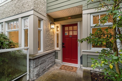 2460 Sasamat Street, Vancouver, BC 