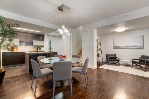 188 Chesterfield Avenue, North Vancouver, BC 