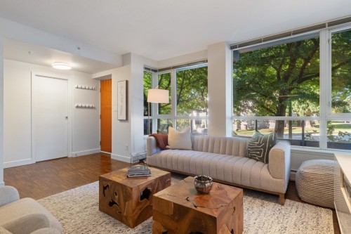 188 Chesterfield Avenue, North Vancouver, BC 