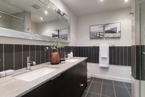 188 Chesterfield Avenue, North Vancouver, BC 