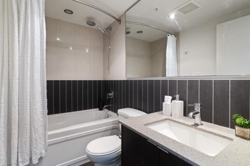 188 Chesterfield Avenue, North Vancouver, BC 