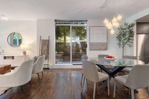 188 Chesterfield Avenue, North Vancouver, BC 