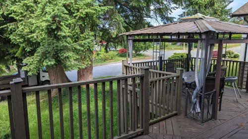 Upper-7192 Paulus Crescent, Burnaby, BC 