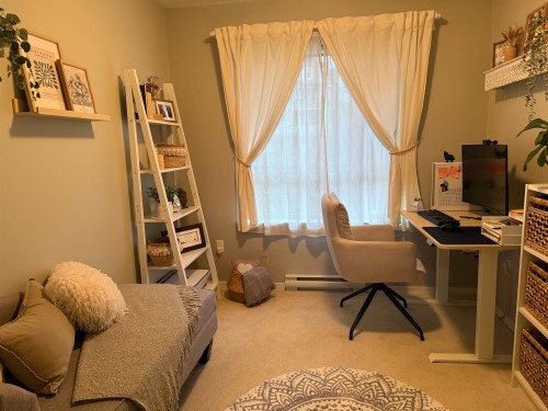 501-3178 Dayanee Springs Boulevard, Coquitlam, BC 