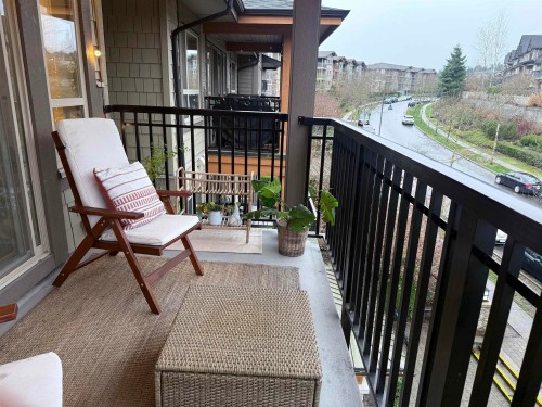 501-3178 Dayanee Springs Boulevard, Coquitlam, BC 