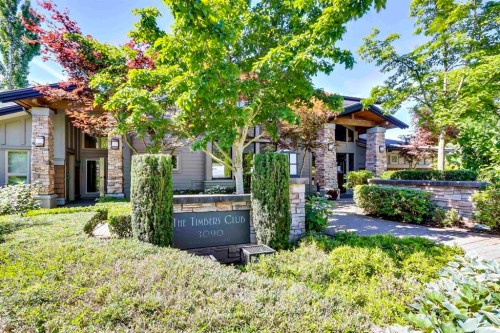 501-3178 Dayanee Springs Boulevard, Coquitlam, BC 