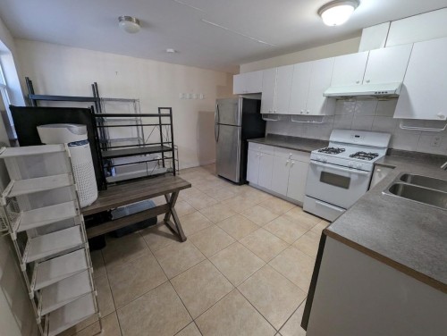 4407 Parker Street, Burnaby, BC 
