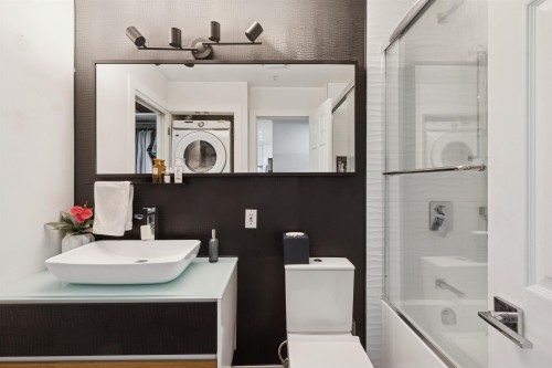 300-1966 Coquitlam Avenue, Port Coquitlam, BC 