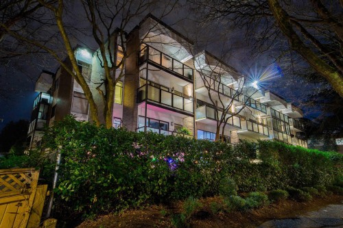 201-1535 Nelson Street, Vancouver, BC 