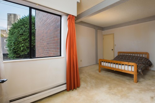 201-1535 Nelson Street, Vancouver, BC 