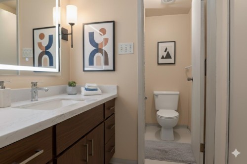 201-1535 Nelson Street, Vancouver, BC 