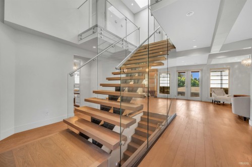 1450 Fulton Avenue, West Vancouver, BC 