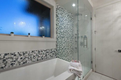 1450 Fulton Avenue, West Vancouver, BC 