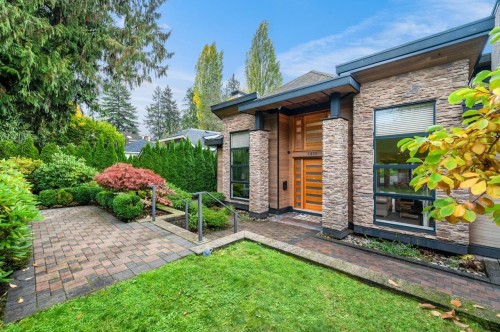 1450 Fulton Avenue, West Vancouver, BC 