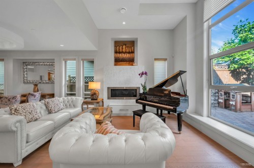 1450 Fulton Avenue, West Vancouver, BC 