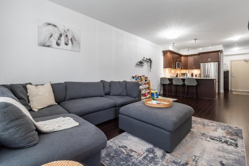 205-2436 Kelly Avenue, Port Coquitlam, BC 