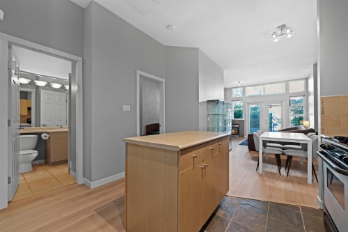 102-2102 38Th Avenue W, Vancouver, BC 