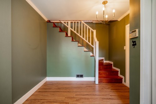 1648 Scarborough Crescent, Port Coquitlam, BC 