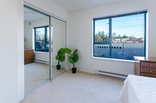 206-1085 17Th Street W, North Vancouver, BC 