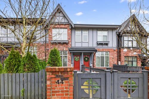 44-3552 Victoria Drive, Coquitlam, BC 