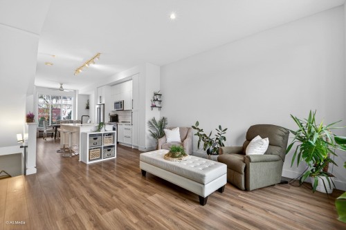 44-3552 Victoria Drive, Coquitlam, BC 