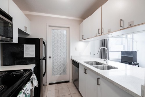 1409-438 Seymour Street, Vancouver, BC 