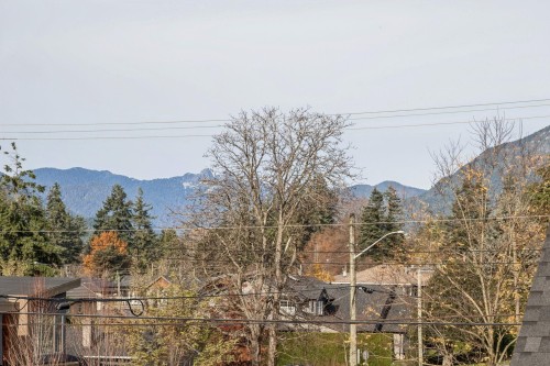 366 Keith Road W, North Vancouver, BC 