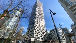 38xx-1480 Howe Street  Vancouver, BC V6Z 0G5