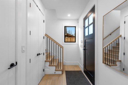 544 46Th Avenue E, Vancouver, BC 