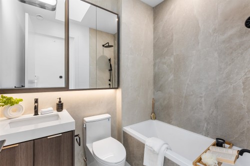 544 46Th Avenue E, Vancouver, BC 