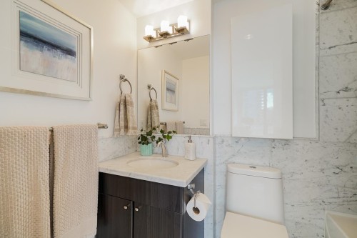 1102-14 Begbie Street, New Westminster, BC 