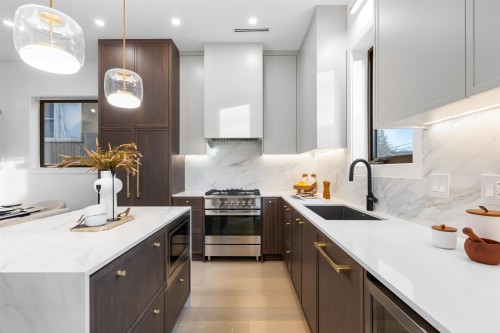 2-546 46Th Avenue E, Vancouver, BC 