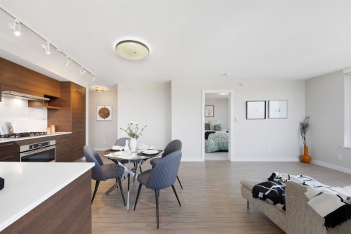 2607-570 Emerson Street, Coquitlam, BC 