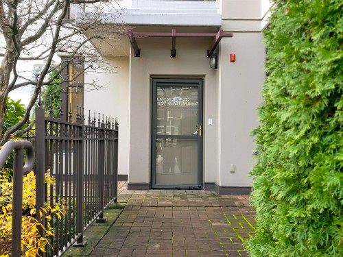 Th16-2089 Rosser Avenue, Burnaby, BC 