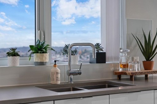 2901-2388 Madison, Burnaby, BC 