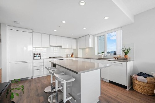 2901-2388 Madison, Burnaby, BC 